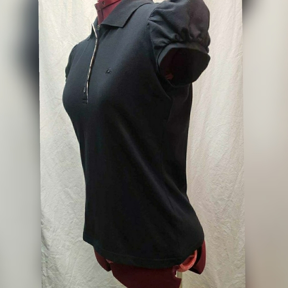 Authentic Burberry Cap Sleeve Polo Shirt size Medium, NWOT - Picture 2 of 9